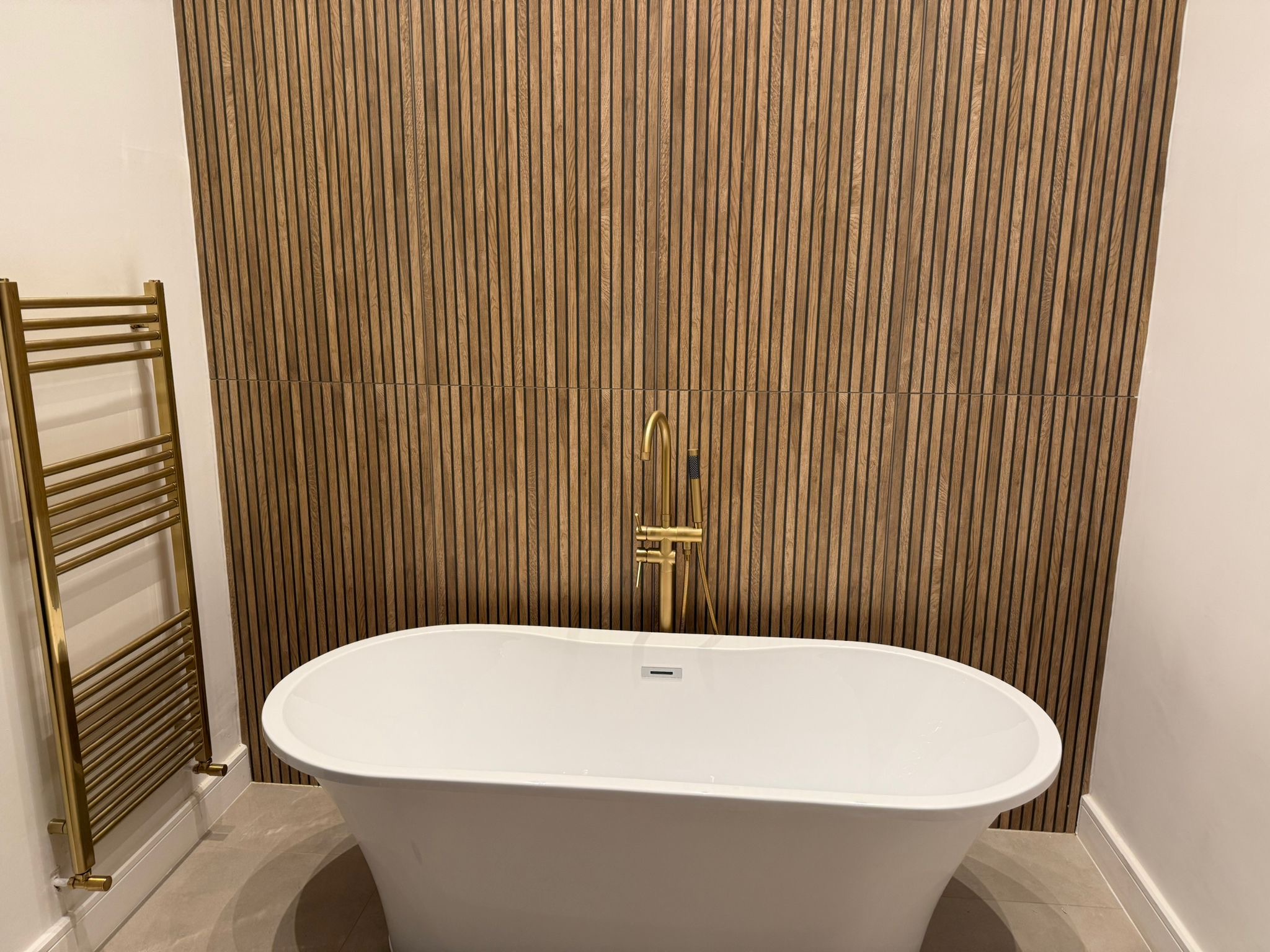 dd5f40ca-c44e-4c9b-9ef3-cec15575e3bc