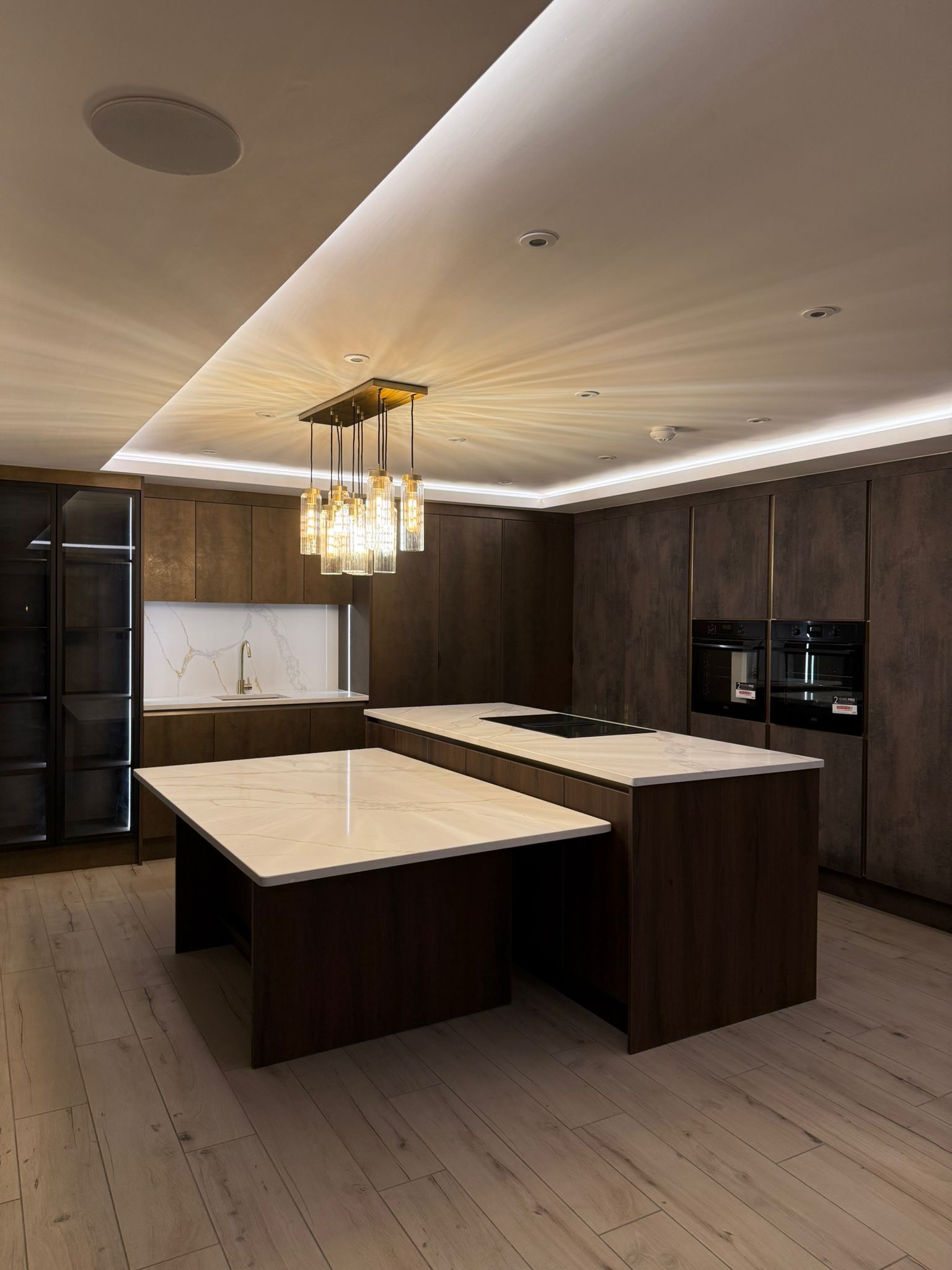 eb1433c8-c89d-4cb6-a28a-ef93c13327c2